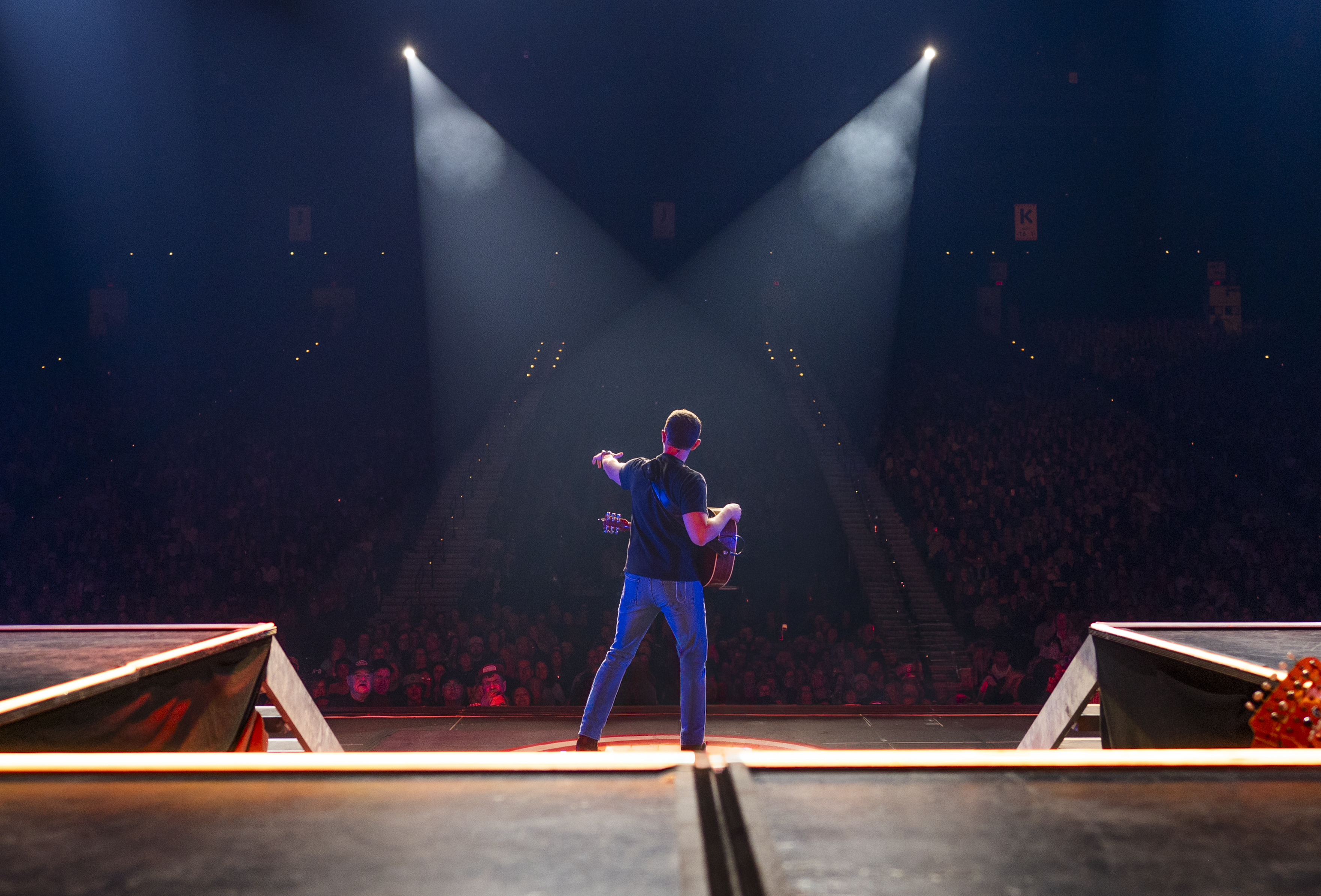 Boost Your B2B Sales: Essential Video Marketing Strategies